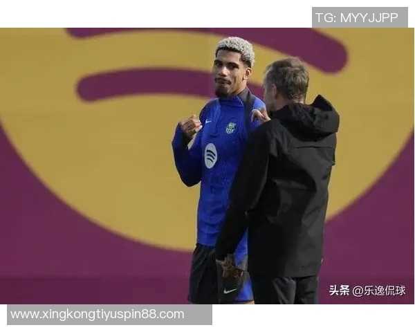 巴萨全队力挺阿劳霍尽管在对切尔西比赛中被罚下